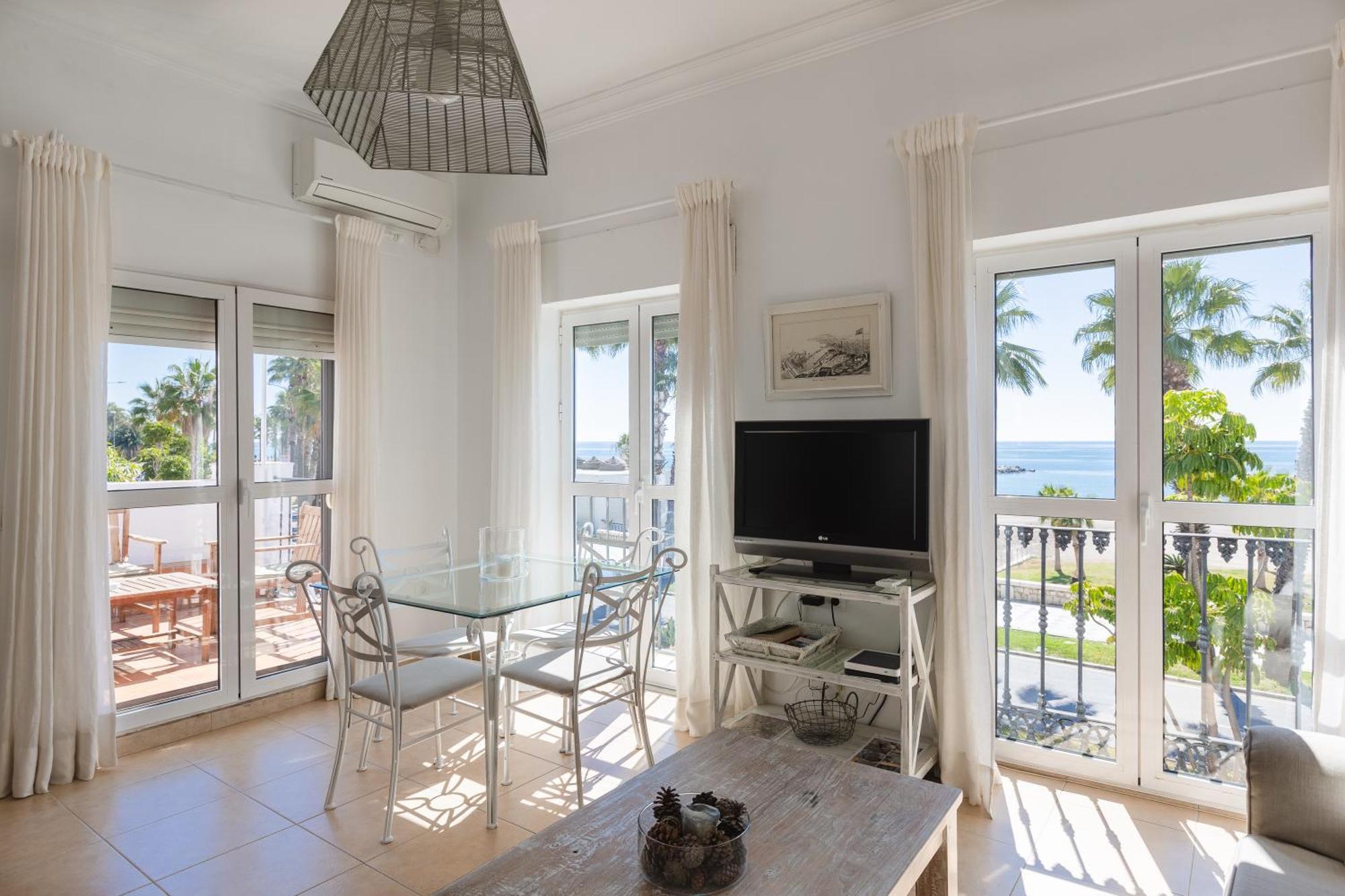 Apartamento Con Encanto En Primera Linea De Playa Màlaga Exteriér fotografie