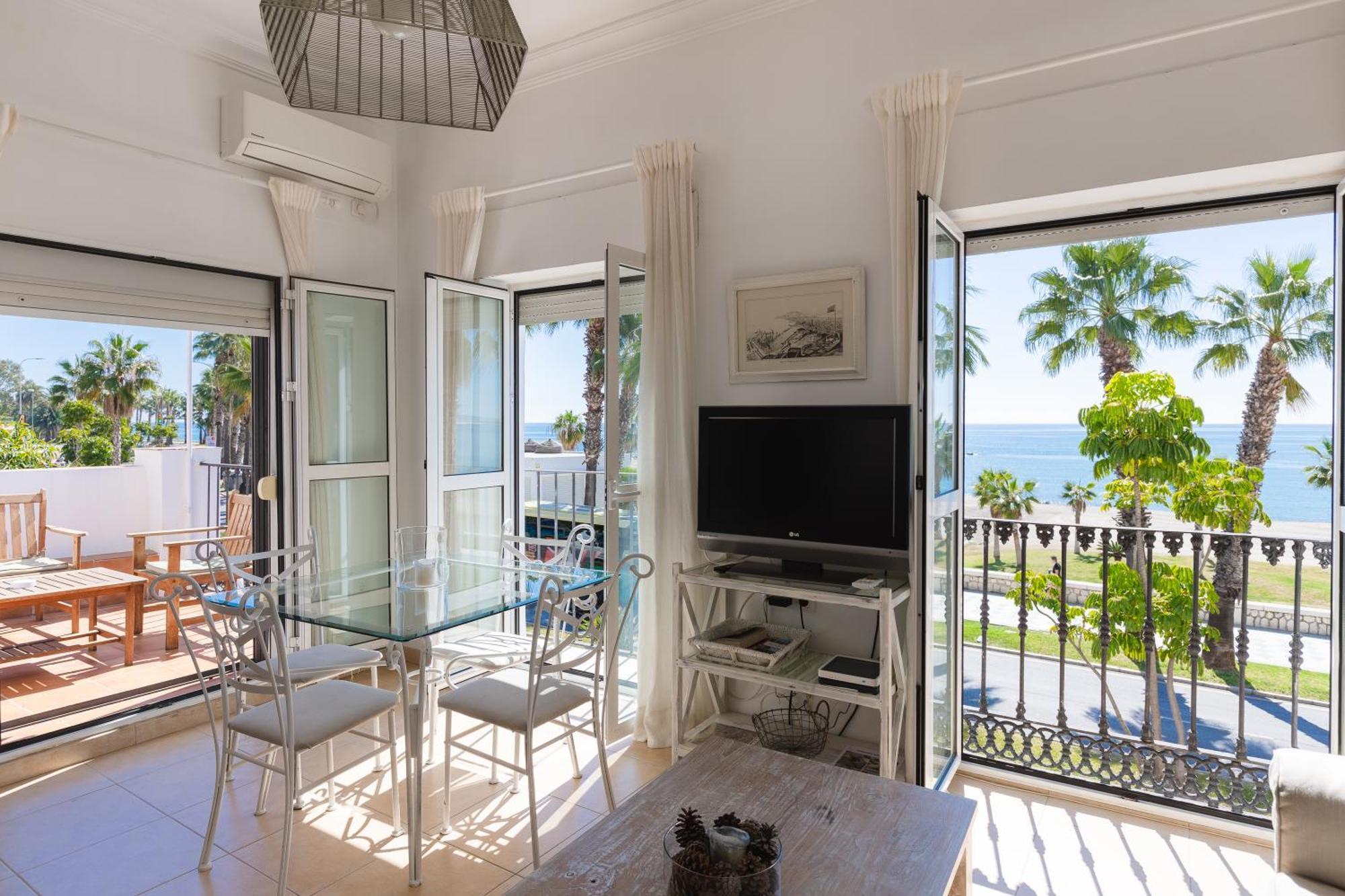 Apartamento Con Encanto En Primera Linea De Playa Màlaga Exteriér fotografie
