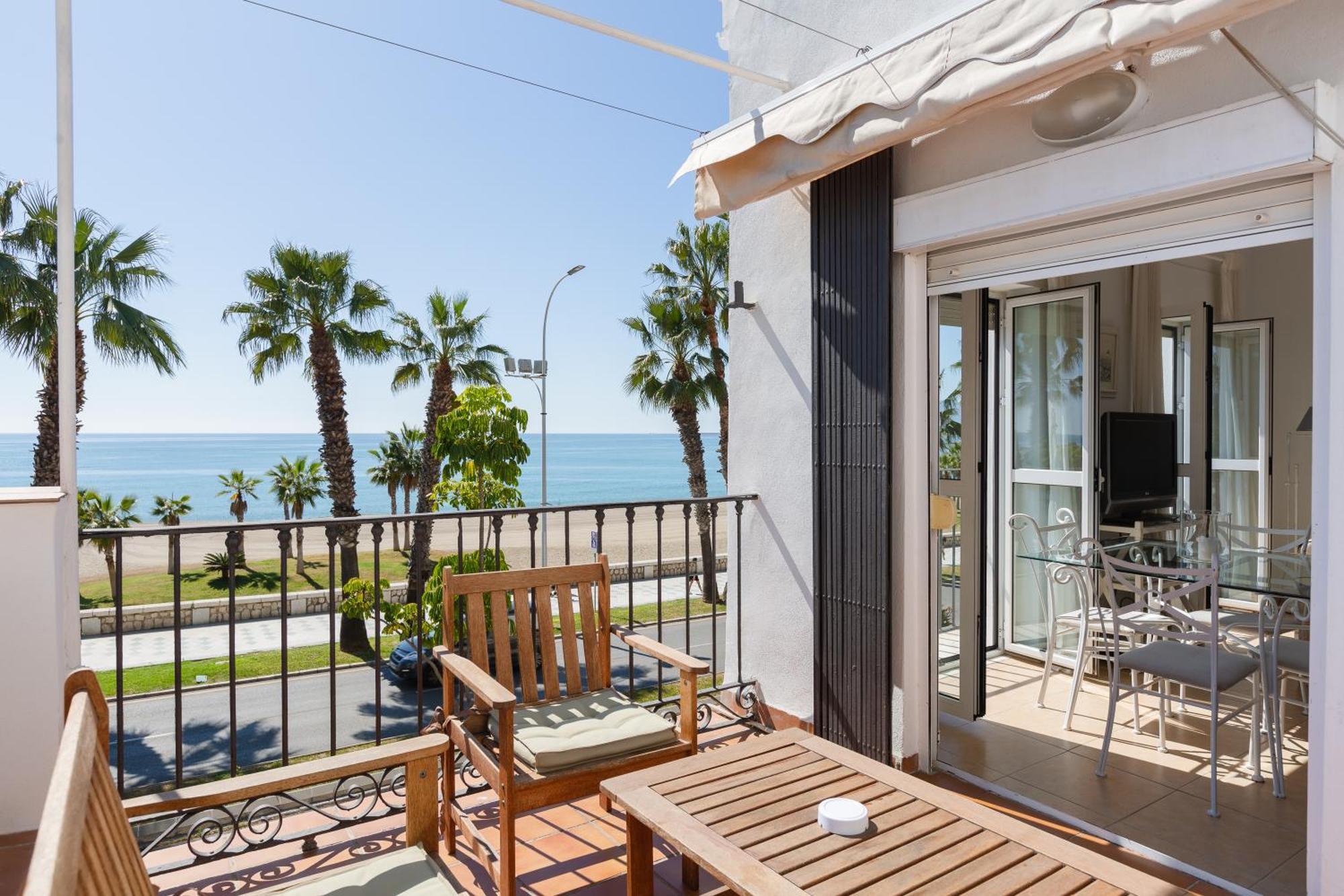 Apartamento Con Encanto En Primera Linea De Playa Màlaga Exteriér fotografie